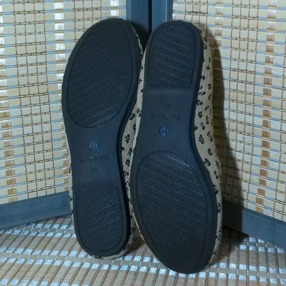 Rothy's The Flat in Limited Edition Cheetah Print - Picture 6 of 6